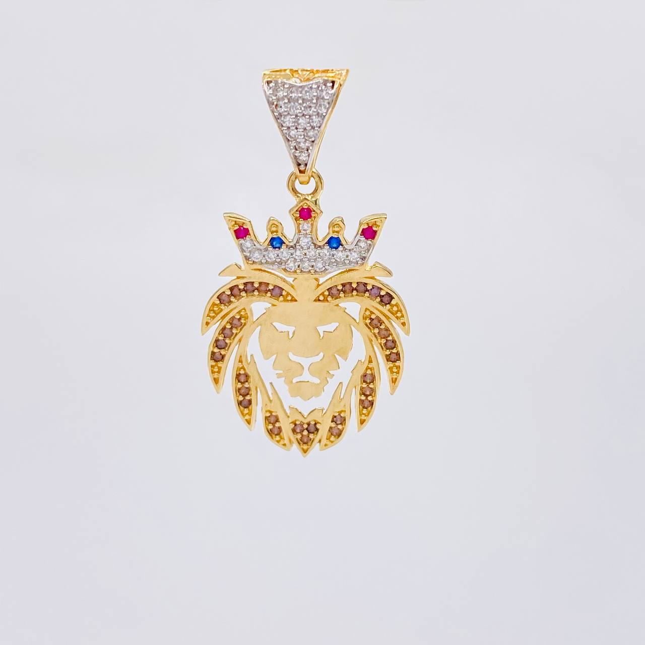 Lion Pendant 3.25 g / 1 1/4 in Two-Tone Yellow White 18K Gold
