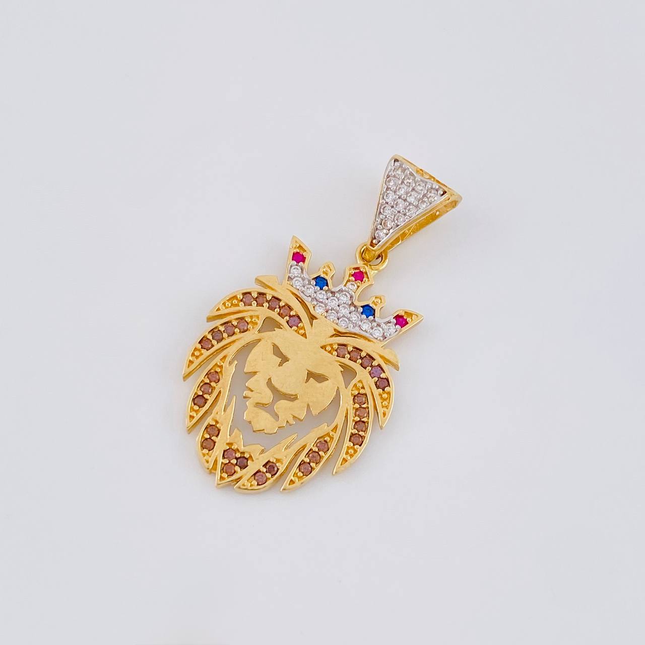 Lion Pendant 3.25 g / 1 1/4 in Two-Tone Yellow White 18K Gold
