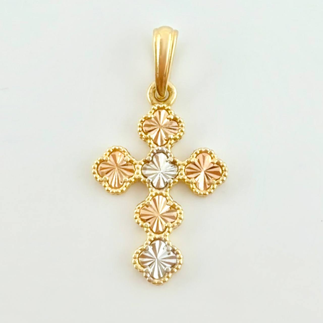 Dije Trebol 2.45 g / 1 1/4 in Tres Oros 18K