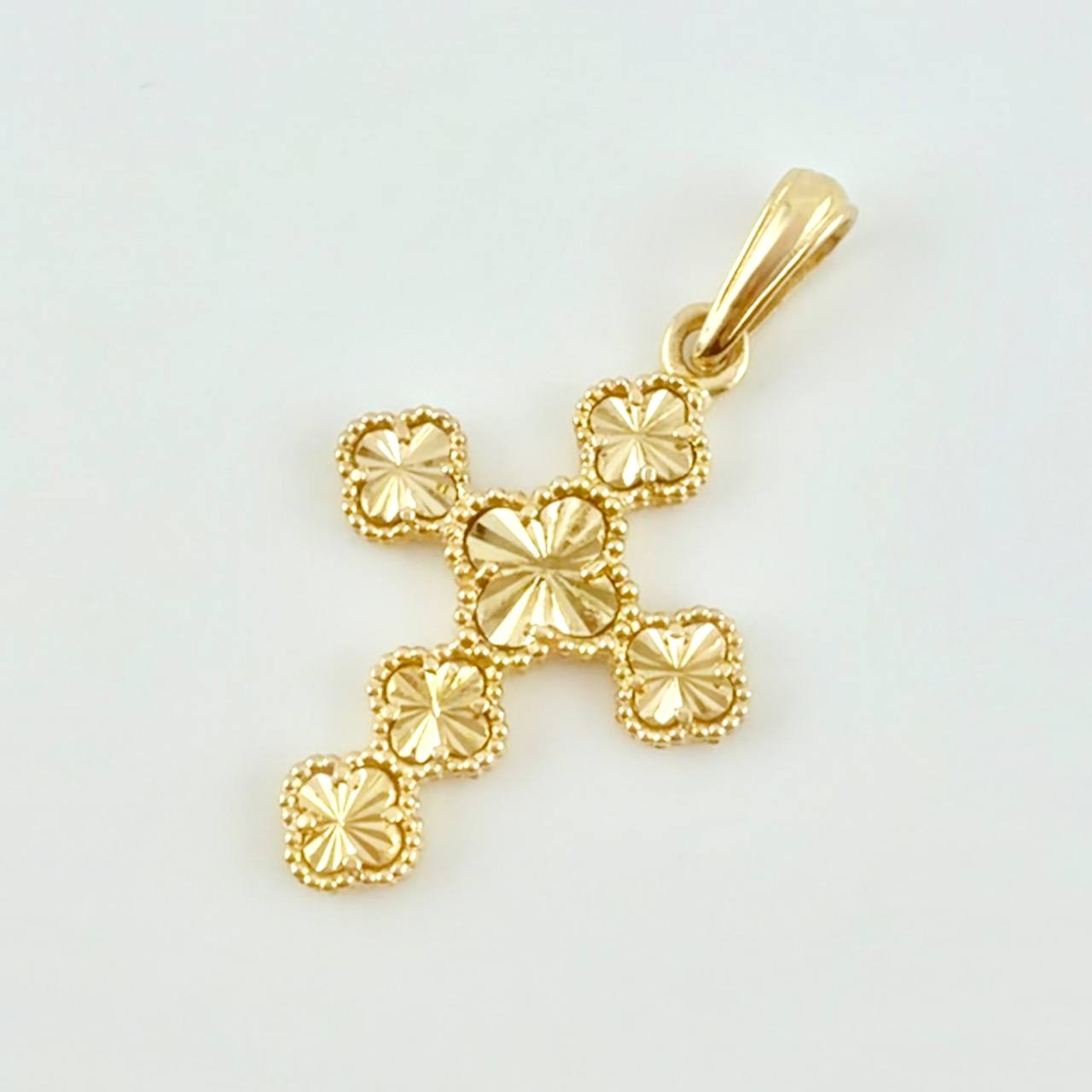 Dije Trebol Dorado 2.5 g / 1 1/4 in Oro Amarillo 18K