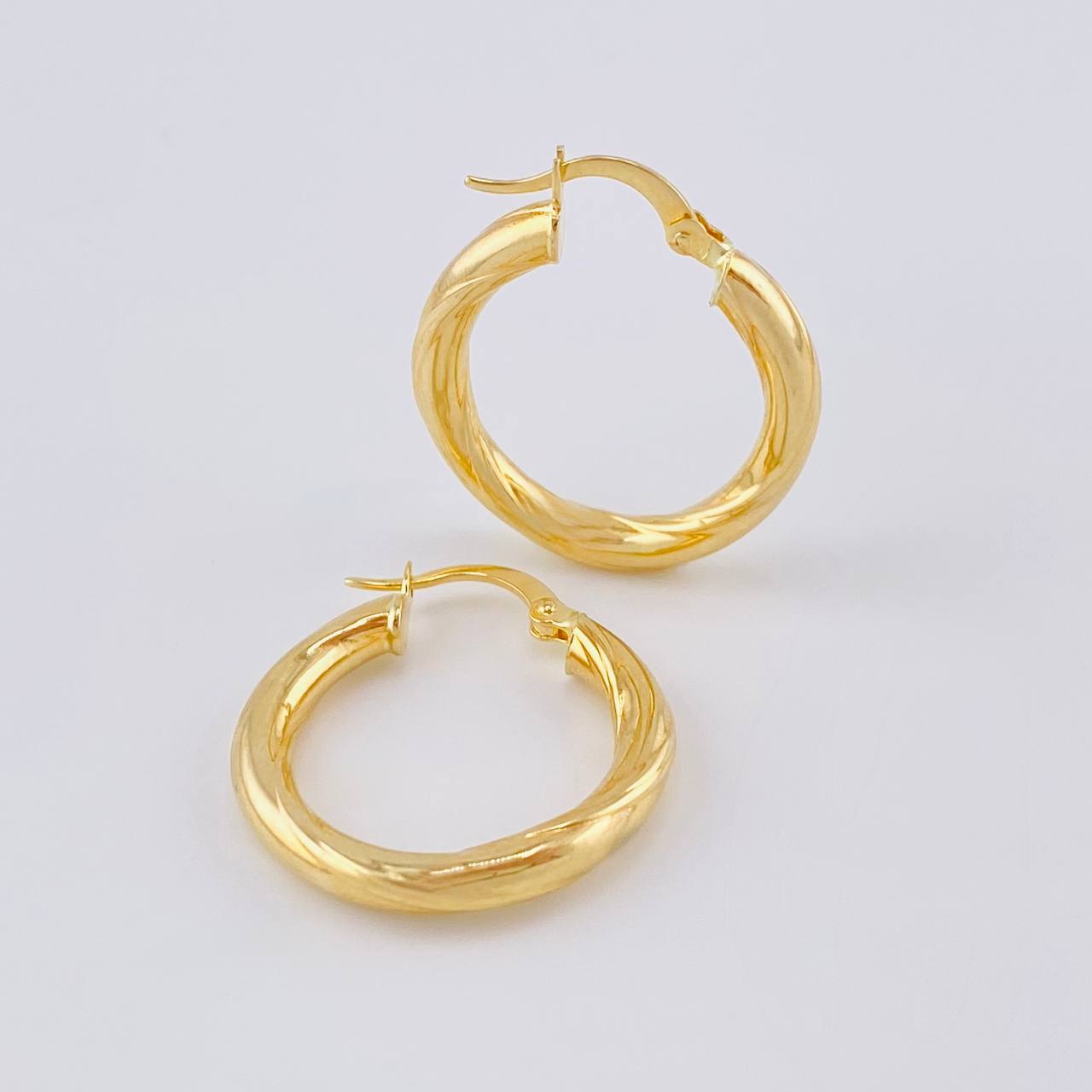 Candongas Jass Diagonal 2.85 g / 1 in Oro Amarillo 18K