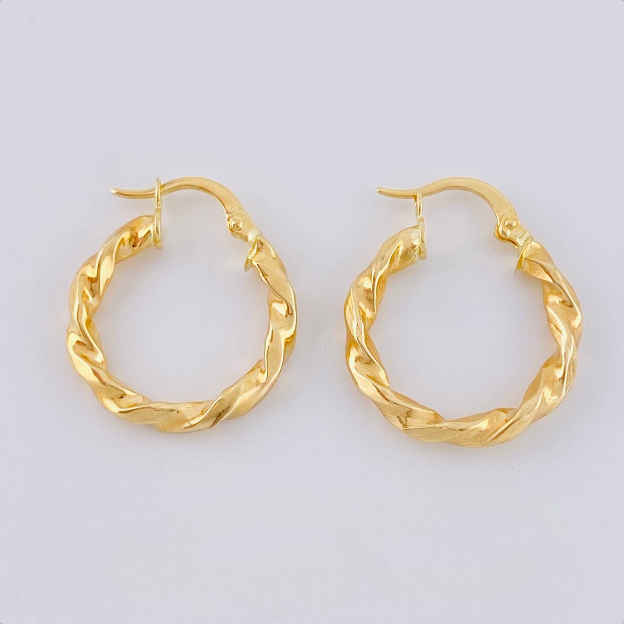 Candongas Derek 1.75 g / 3/4 in Oro Amarillo 18K