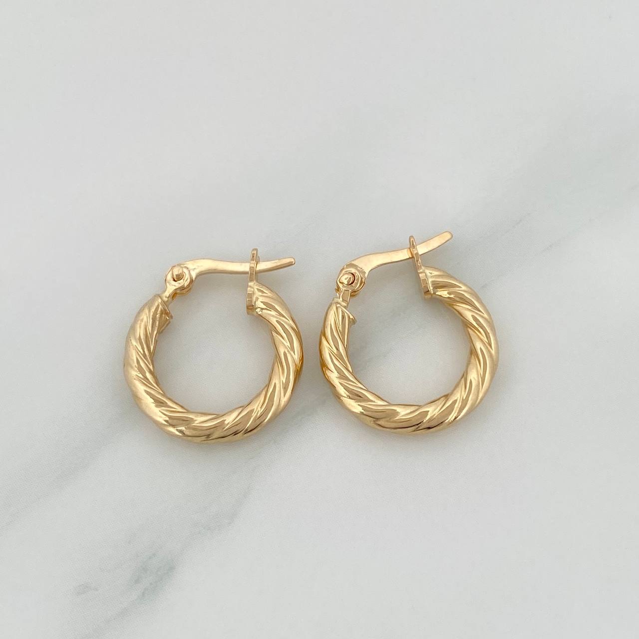 Candongas Mati 1.25gr / 3/4 in / Oro Amarillo 18K &