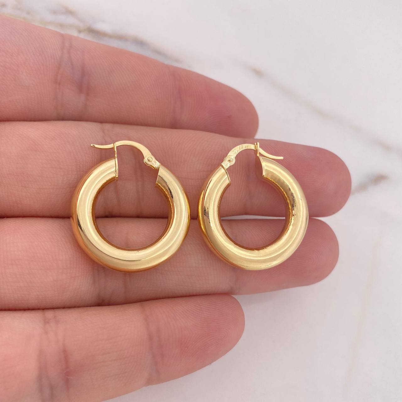 Candongas Jass 4.55gr / 2.6cm / Lisas Oro Amarillo 18K $