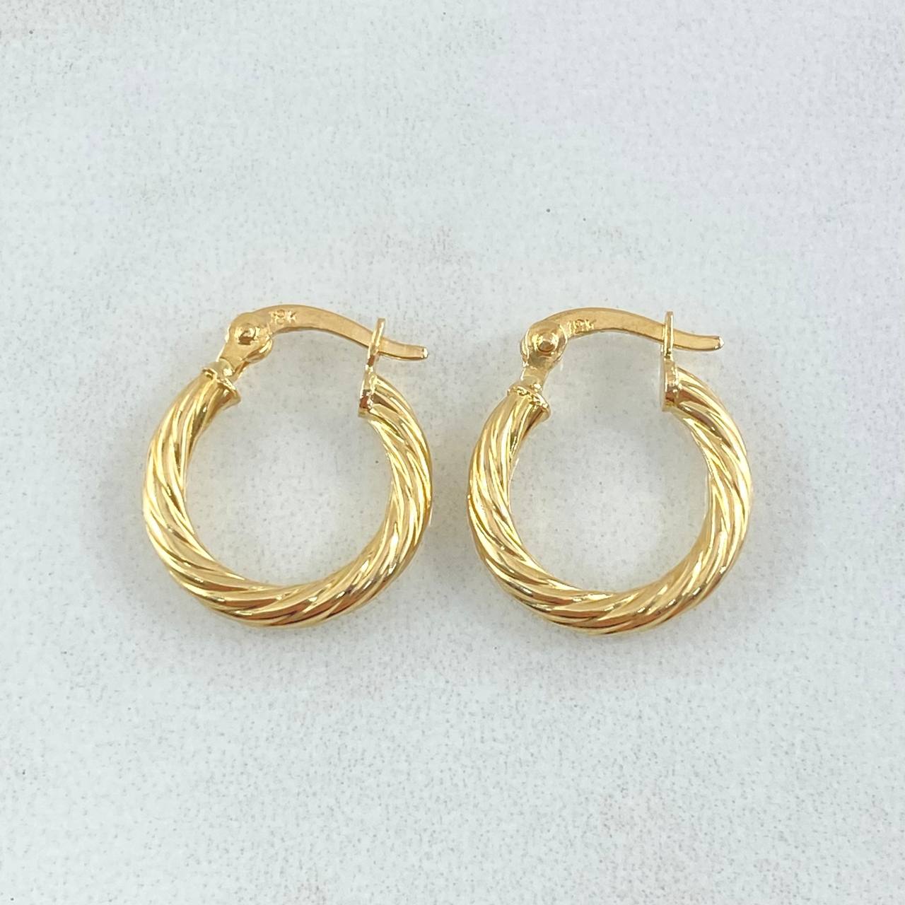 Hoop Earrings Sofi 1.35gr / 1/2 in / Yellow Gold 18K