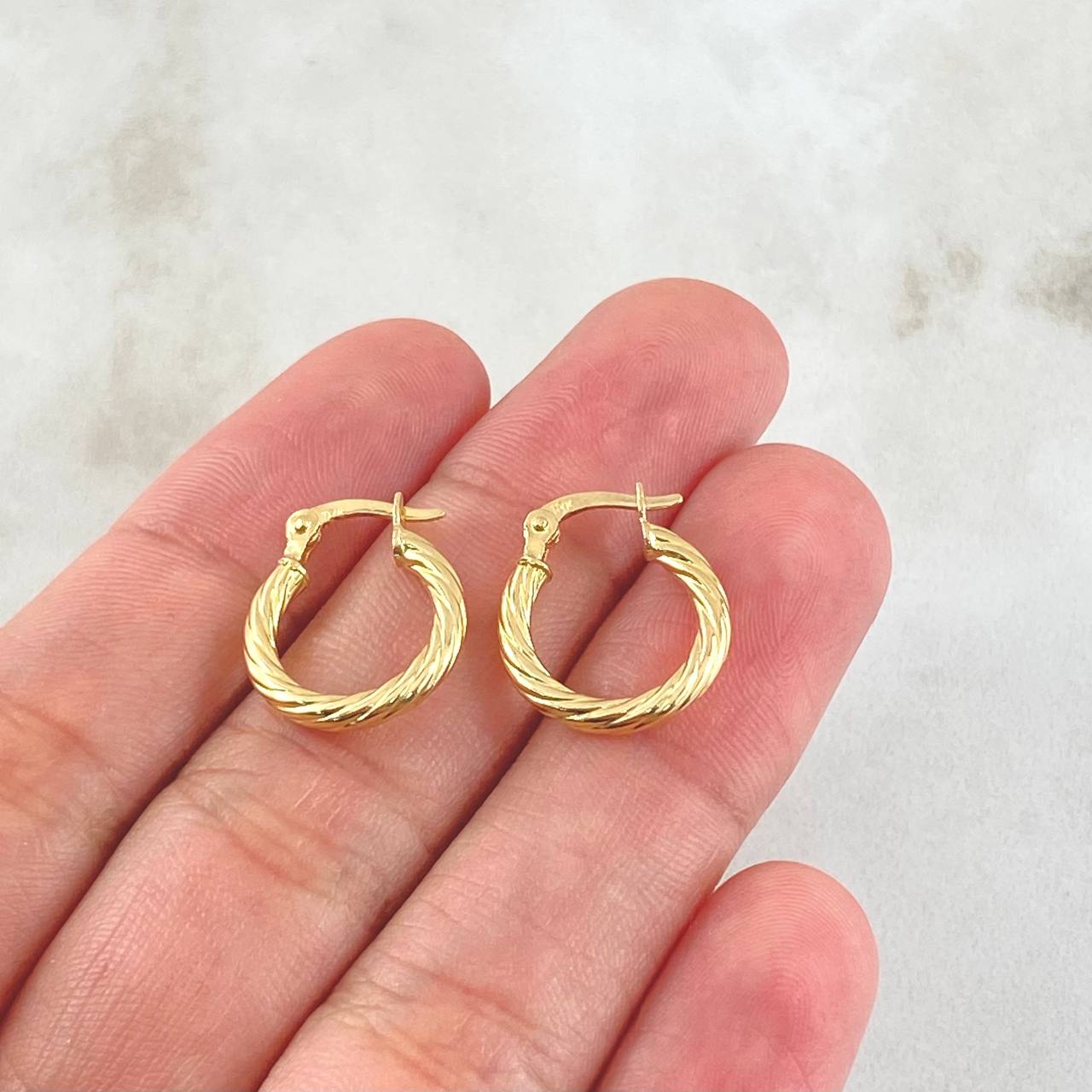 Sofi Hoop Earrings 1.2gr / 1.7cm / 18K Yellow Gold