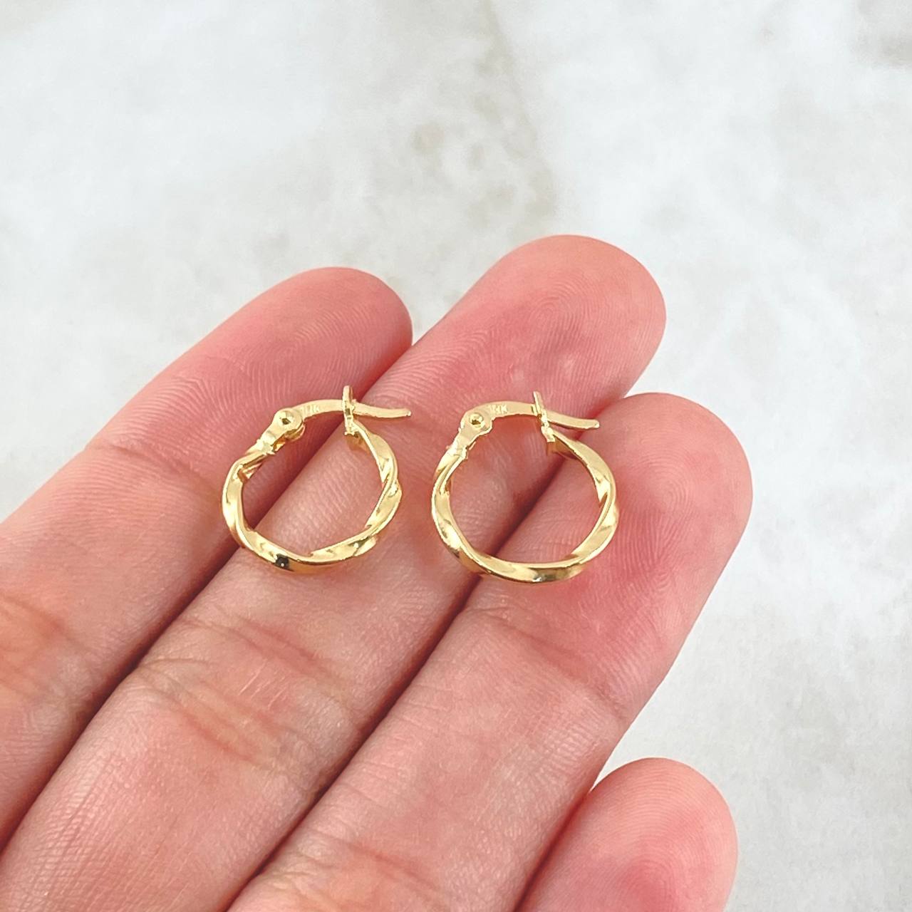 Candongas Kari 0.8gr / 1.5cm / Oro 18K