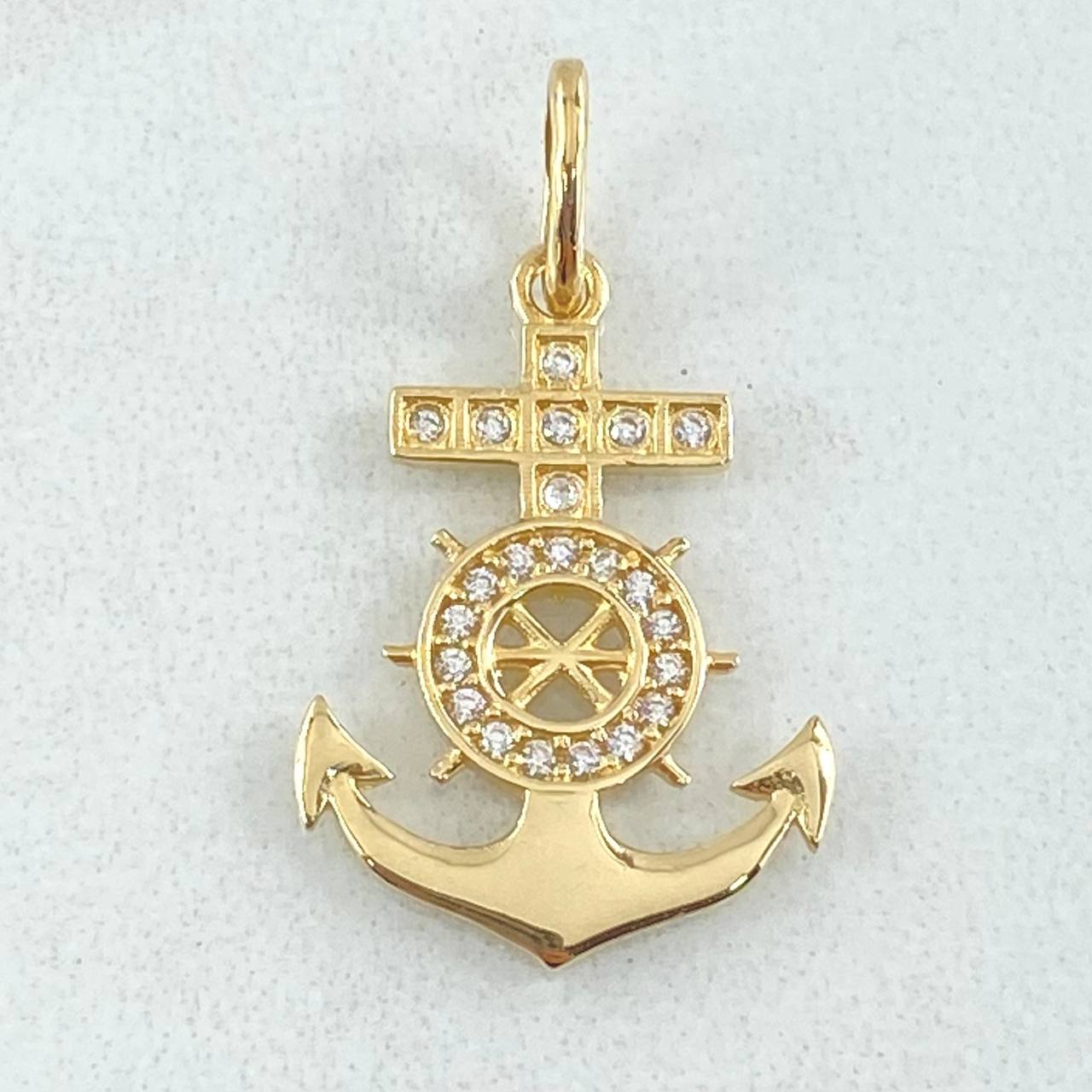 Dije Cruz Anclada 1.5gr / 2.6cm / Oro 18K