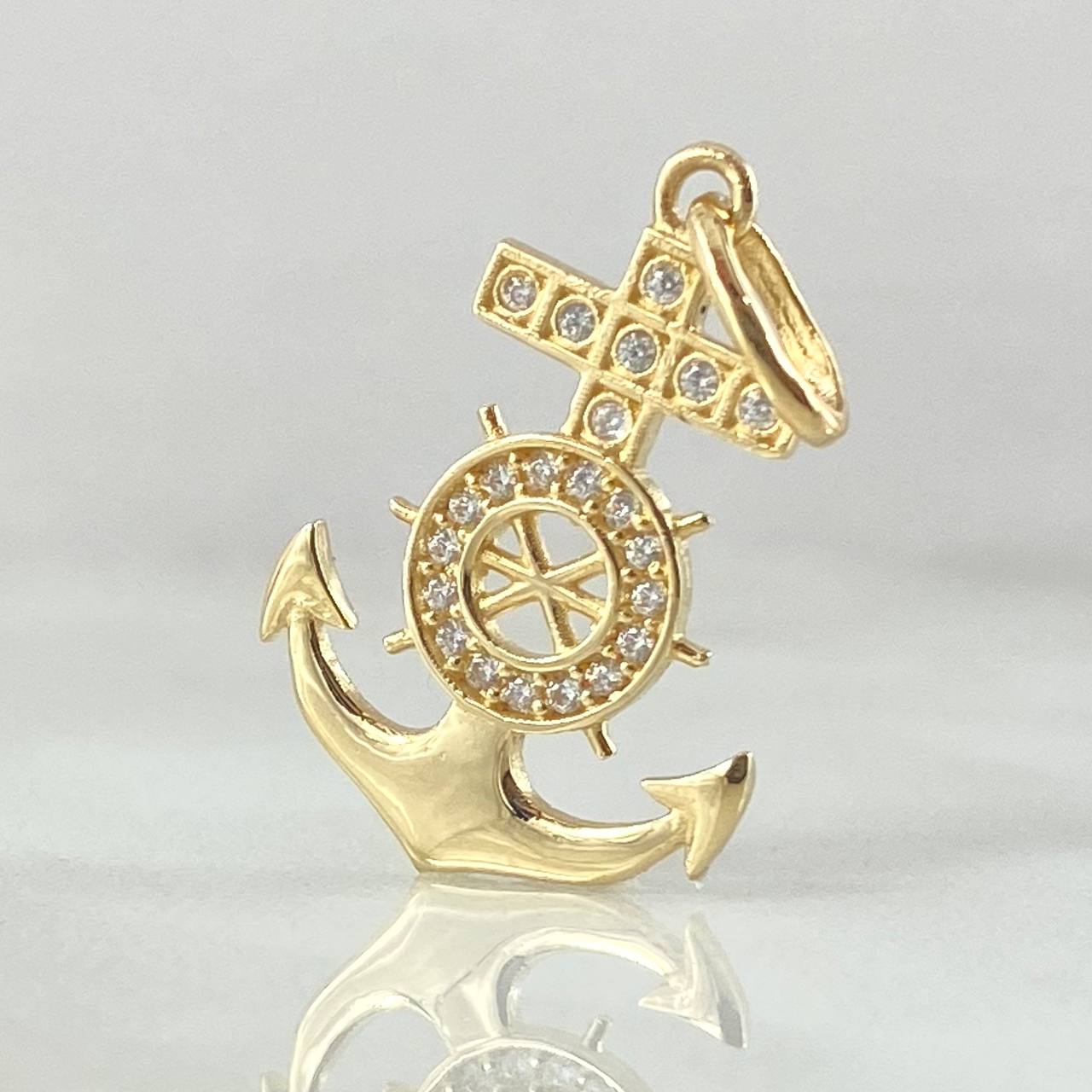 Dije Cruz Anclada 1.5gr / 2.6cm / Oro 18K
