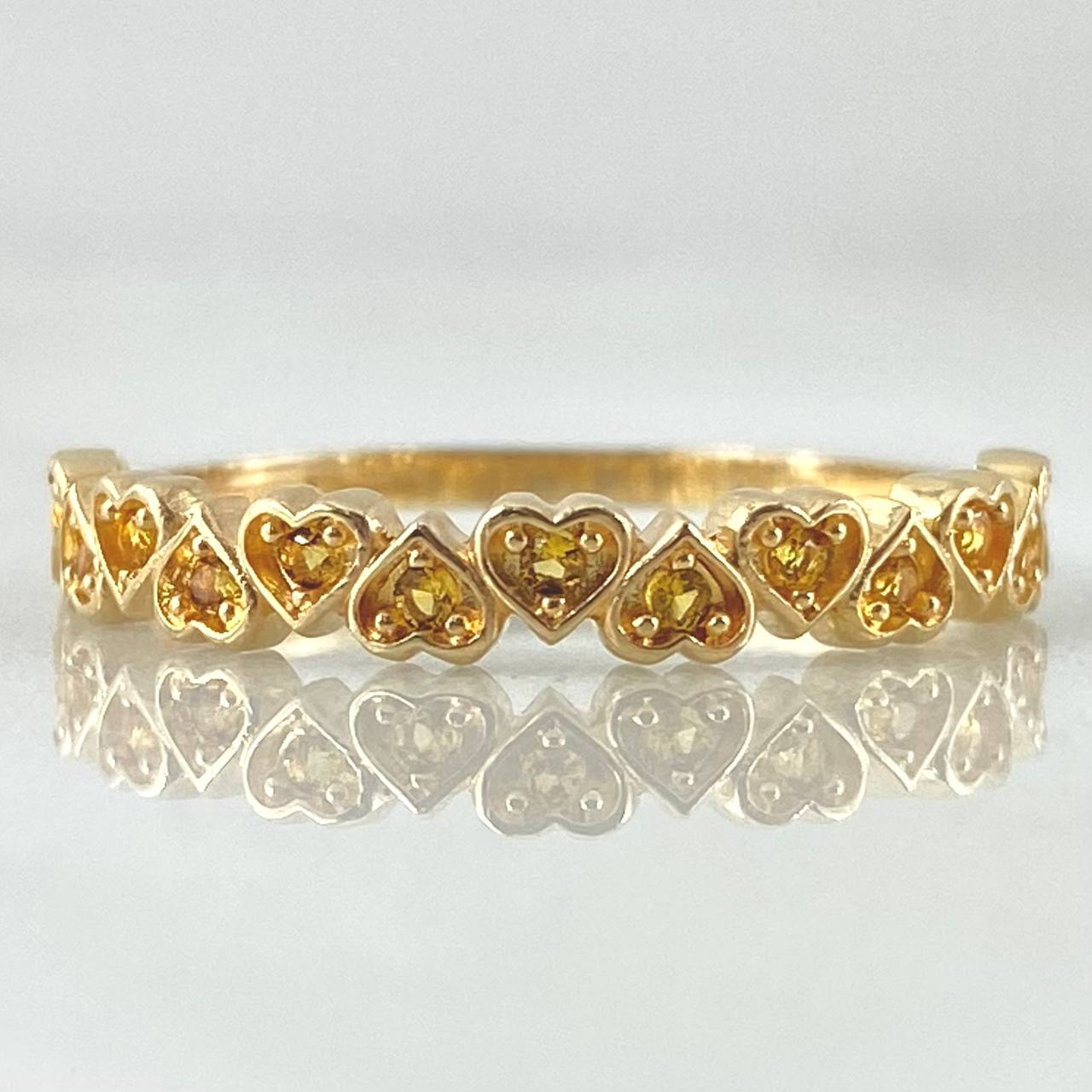 Interlaced Hearts Ring 1.85gr / Size 7 / 18K Gold *
