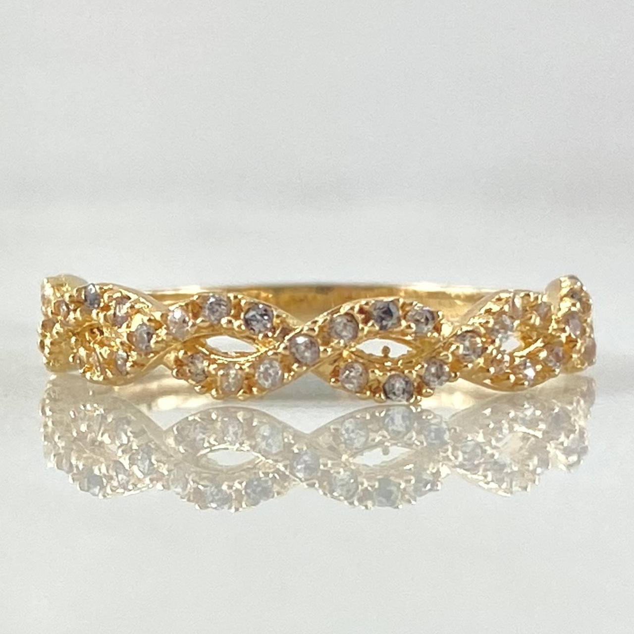Anillo Olas Entrelazadas 2.05gr / T6 / Oro 18K *