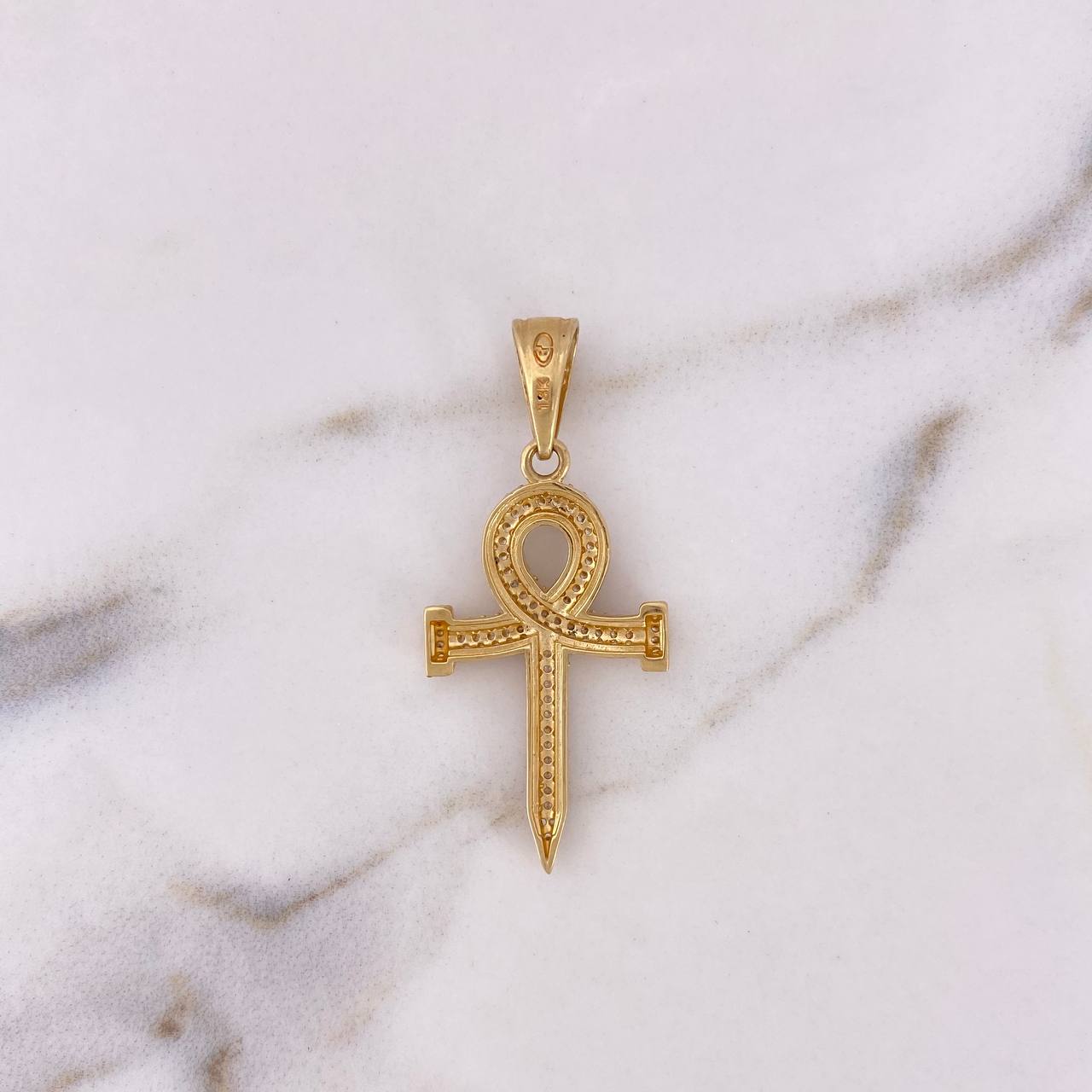 Pendant Nail 4.15gr / 4.2cm / White Zircons 18K Yellow Gold #