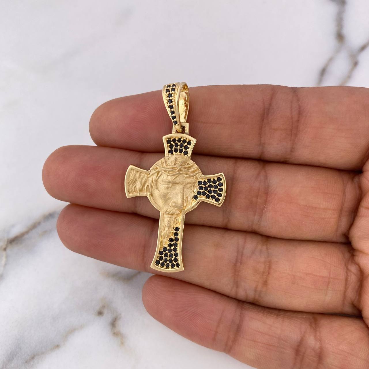 Pendant Cross Face of Christ 6.65gr / 4.3cm / Black Zircons 18K Yellow Gold #