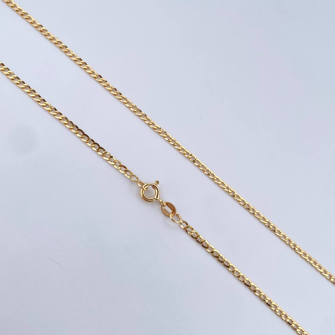 Cadena Cubana 4.15gr / 61.1cm / 2.4mm Oro Amarillo +0 18K &