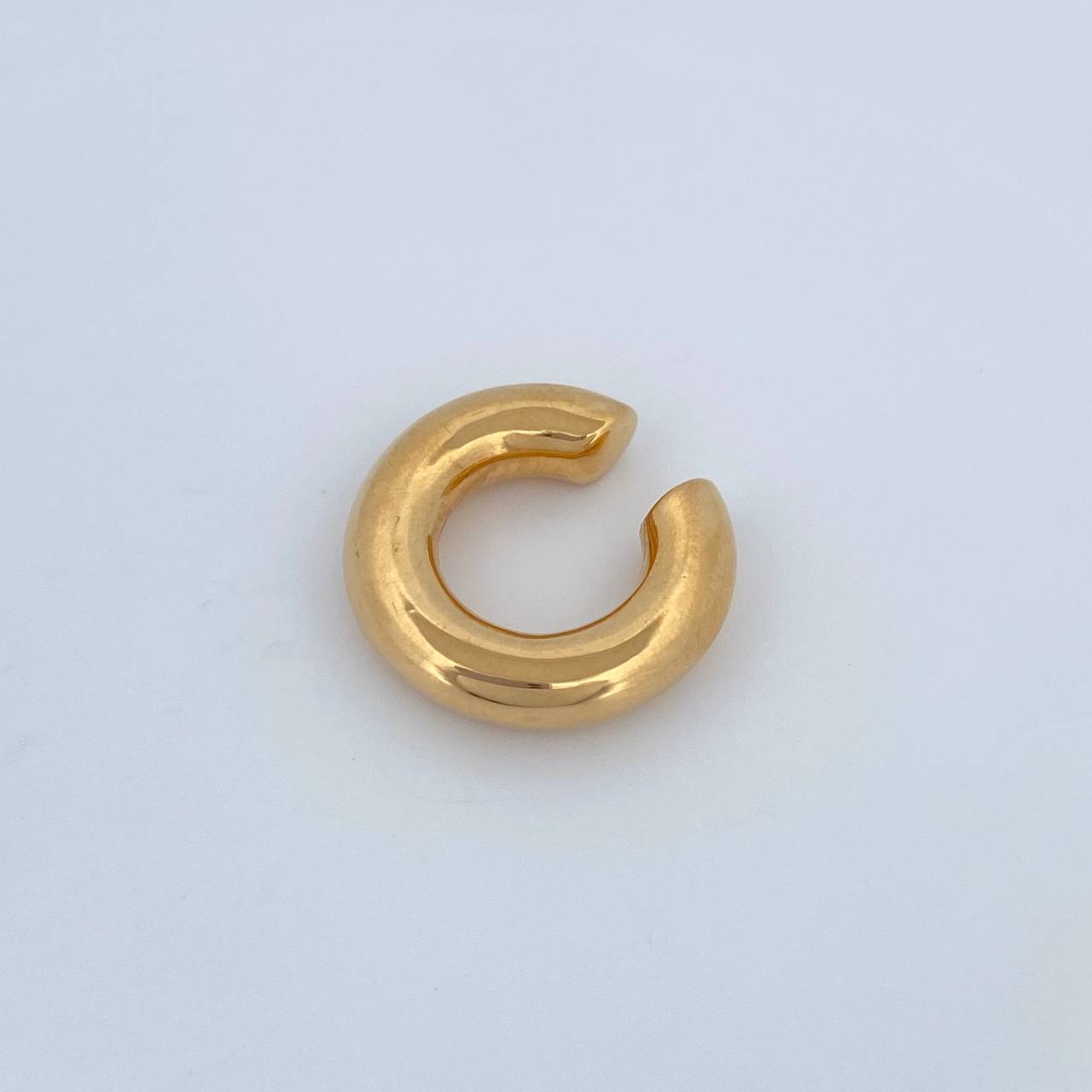 Earcuff Piercing 1.3gr / 0.8in / 18K Gold +4 &