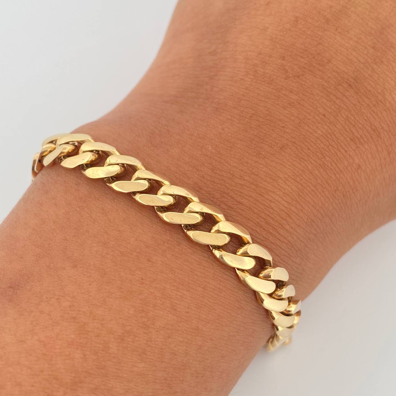 Pulso Cubano 12.95gr / 20.5cm / Nac.Esp. Oro 18K $