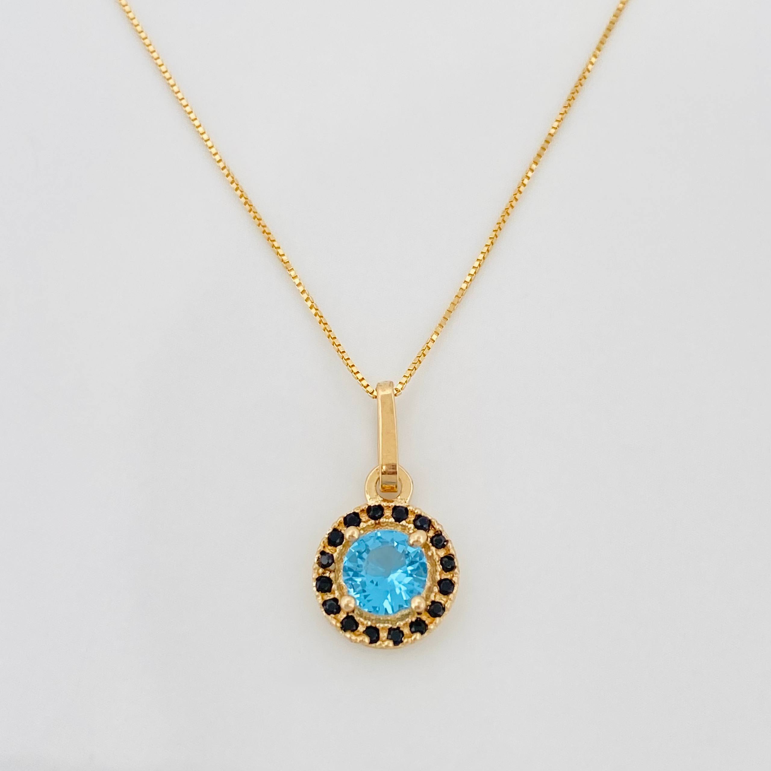 Venetian Chain Set + Halo Pendant / 2.05g / 18 in Yellow Gold 18K
