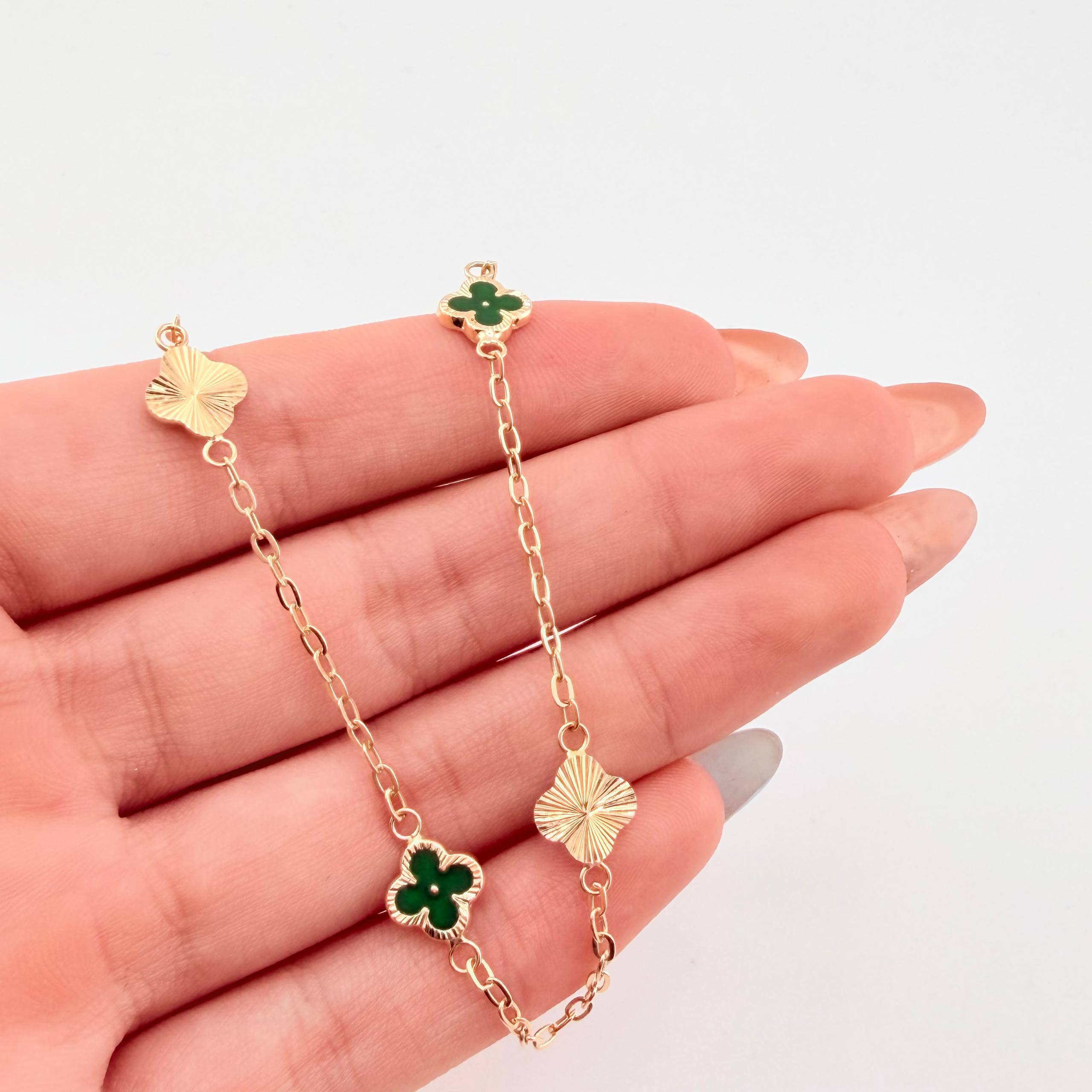 Pulso Cajón Trebol Doble Faz 2.4gr / 7 1/2 in / 8mm Oro Amarillo 18K ©