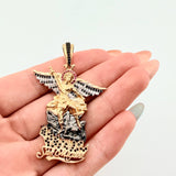 Dije San Miguel Arcangel 15.3gr / 2 1/4 in / Dos Oros Amarillo Blanco 18K ©