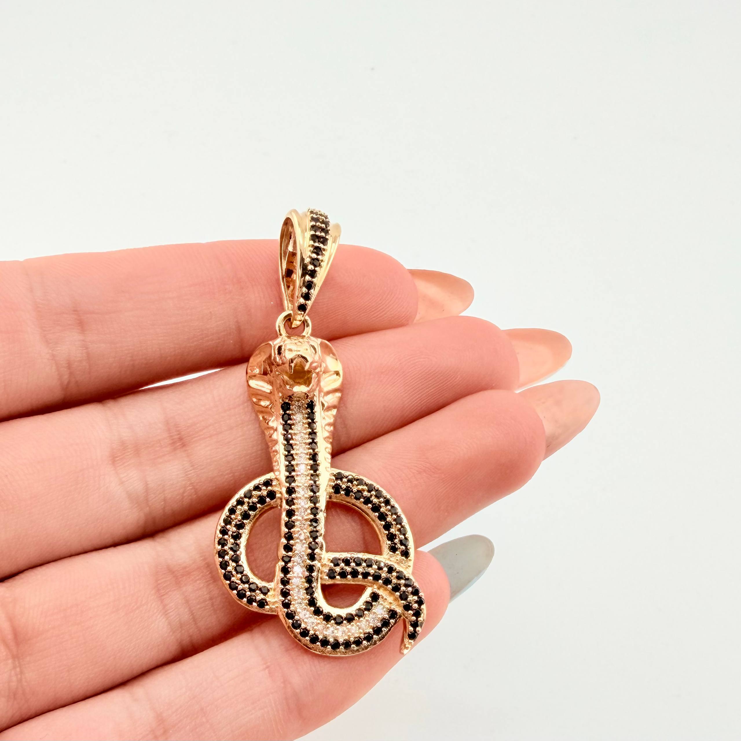Dije Cobra 6gr / 2 in / Oro Amarillo 18K ©