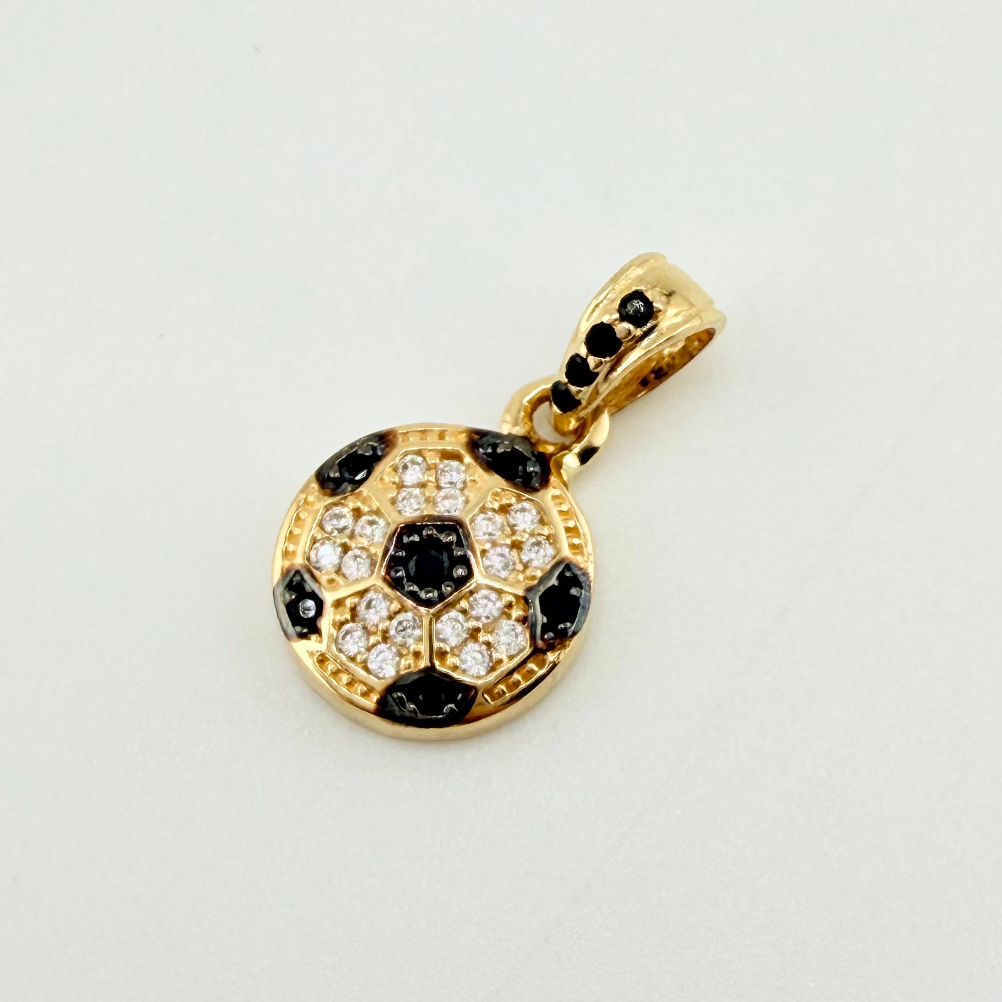 Dije Balon Futbol 1.55gr / 3/4 in / Oro Amarillo 18K