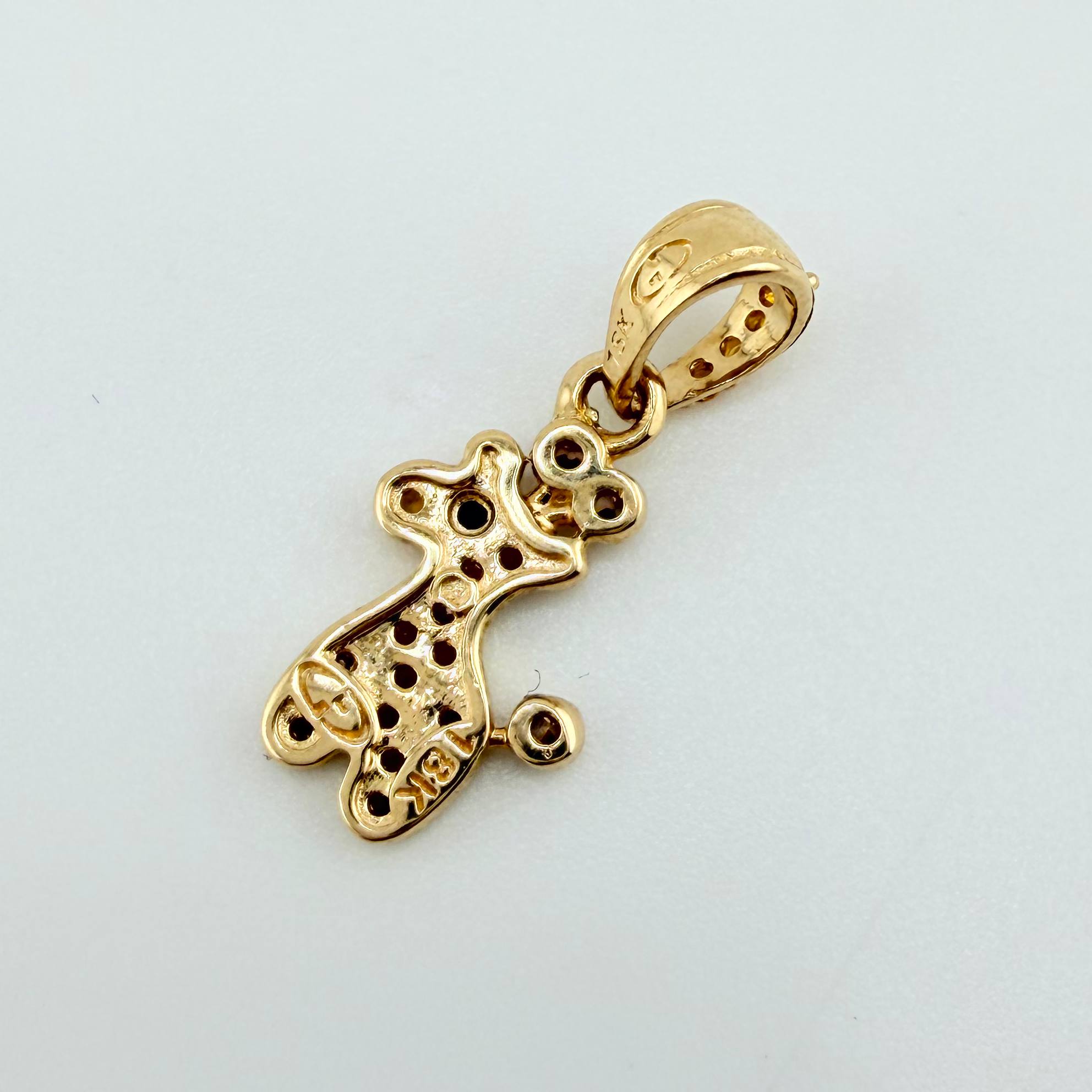 Dije Jirafa 1.1gr / 3/4 in / Oro Amarillo 18K ©
