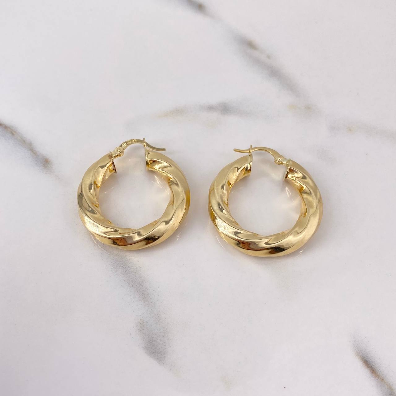 Hoop Earrings Earrings 5.15gr / 3cm / Twisted 18K Yellow Gold #