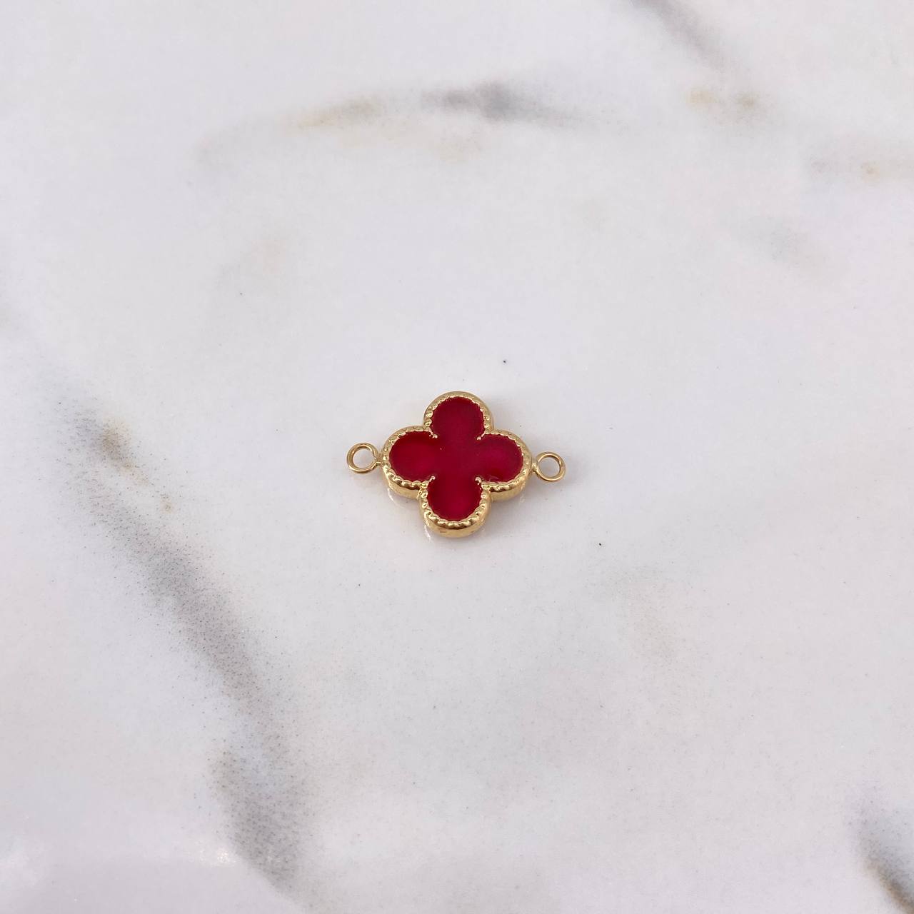 Herraje Trebol 0.85gr / 1.8cm / Electroestatico Rojo Oro Amarillo 18K #