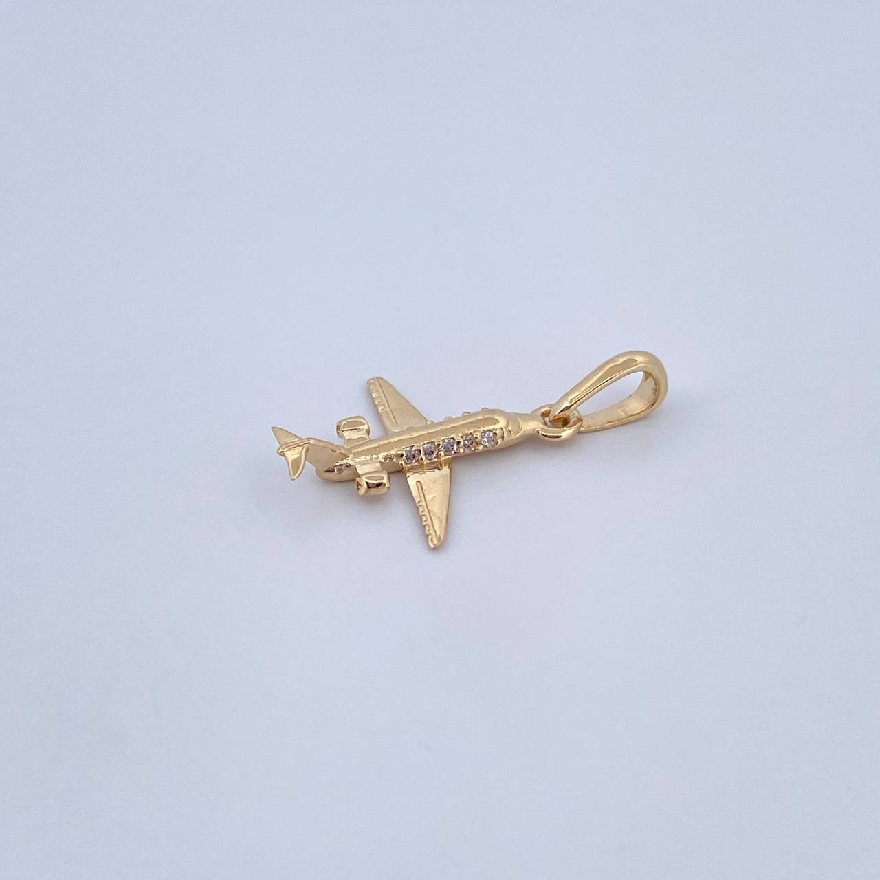 Dije Avion 1.1gr / 2.4cm / Circones Blancos Oro Amarillo 18K &