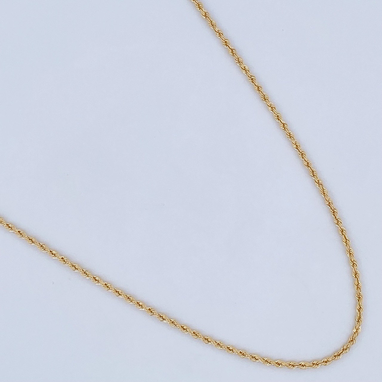 Rope Chain 1.55gr / 17 3/4 in / 18K Gold +3 $