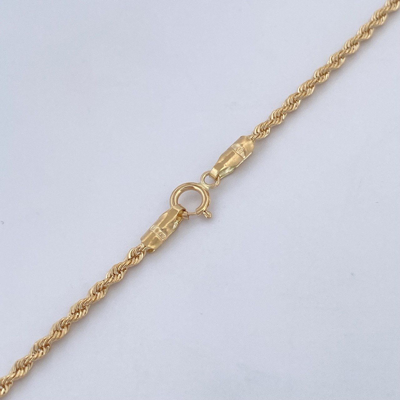 Rope Chain 1.55gr / 17 3/4 in / 18K Gold +3 $