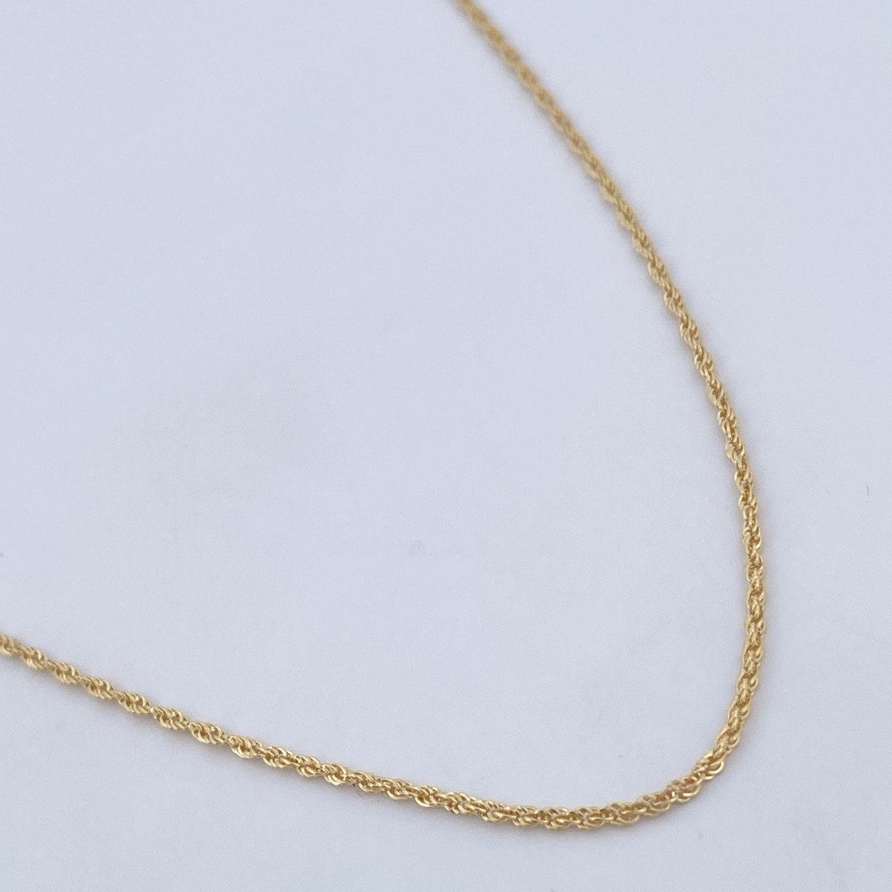 Rope Chain 0.8gr / 15 3/4 in / 18K Gold +3 $