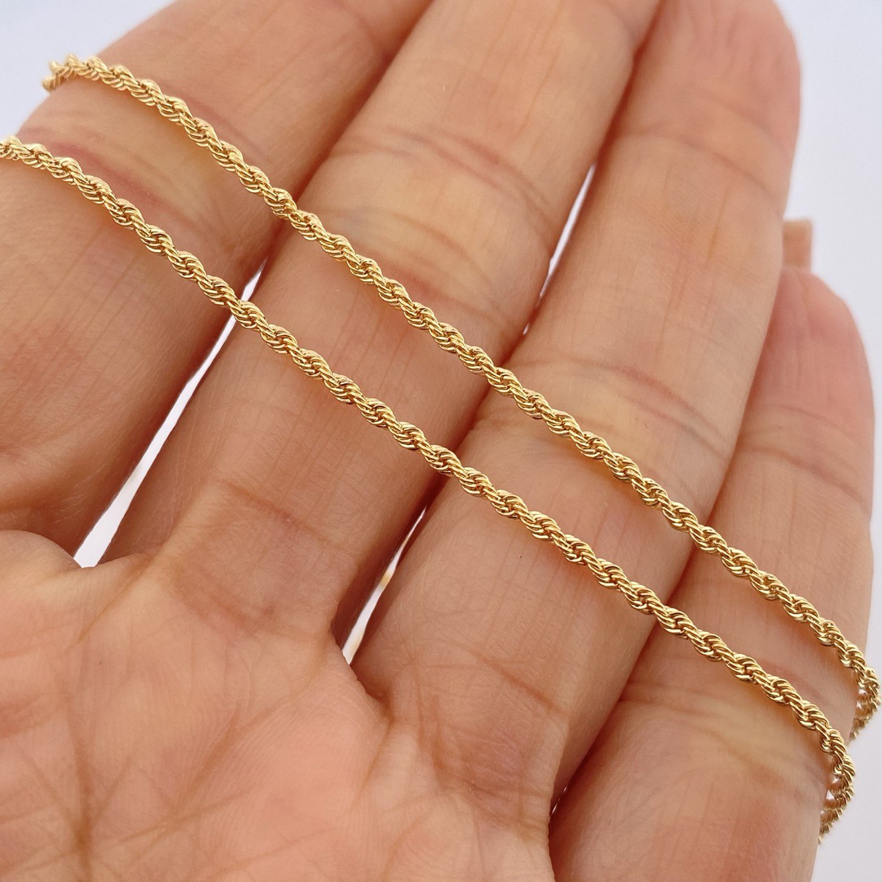 Rope Chain 0.8gr / 15 3/4 in / 18K Gold +3 $