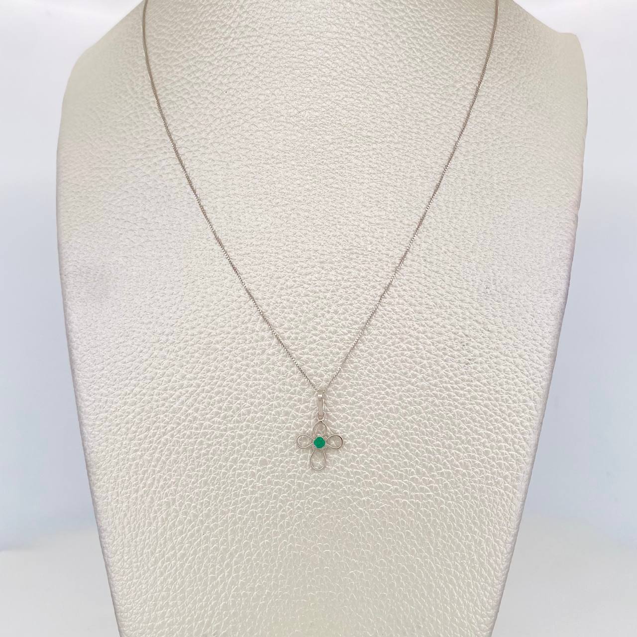 Venetian Chain Set + Cross Pendant Emerald 6pts / 1.45g / 18 in 18K White Gold