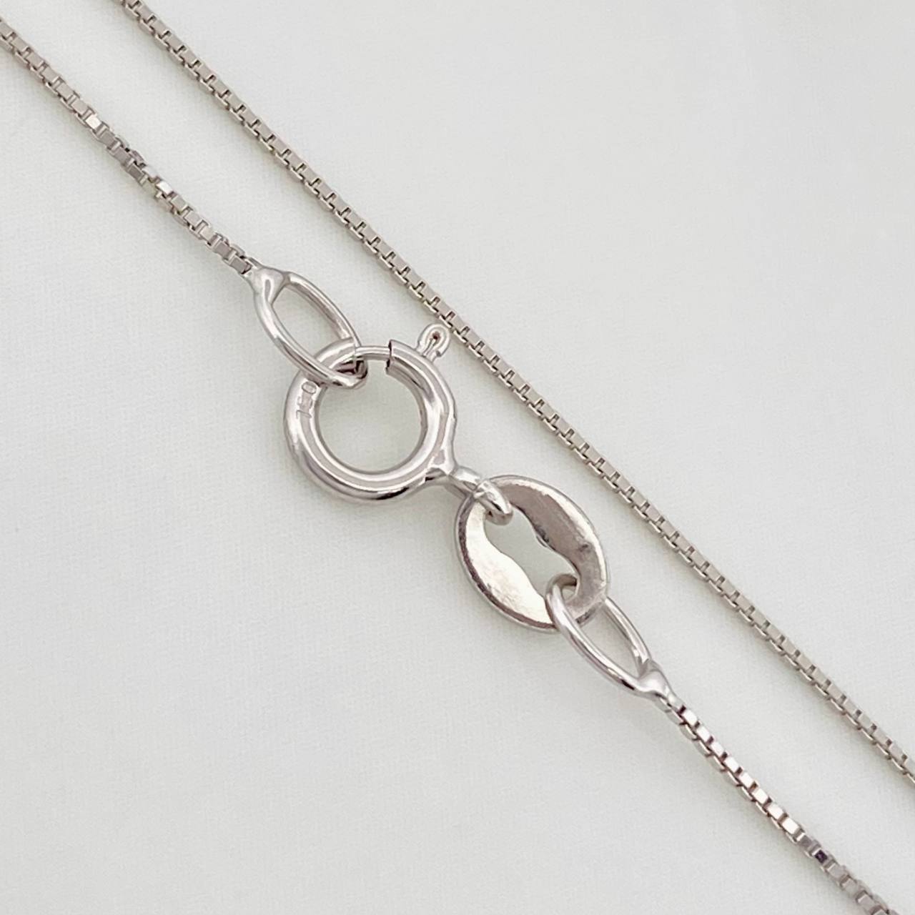Venetian Chain Set + Heart Silhouette Pendant Emerald 4pts / 1.3g / 18 in 18K White Gold