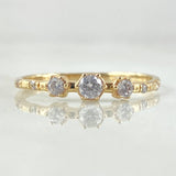 Anillo Solitario 1.45gr / T7 1/2 / Oro 18K -