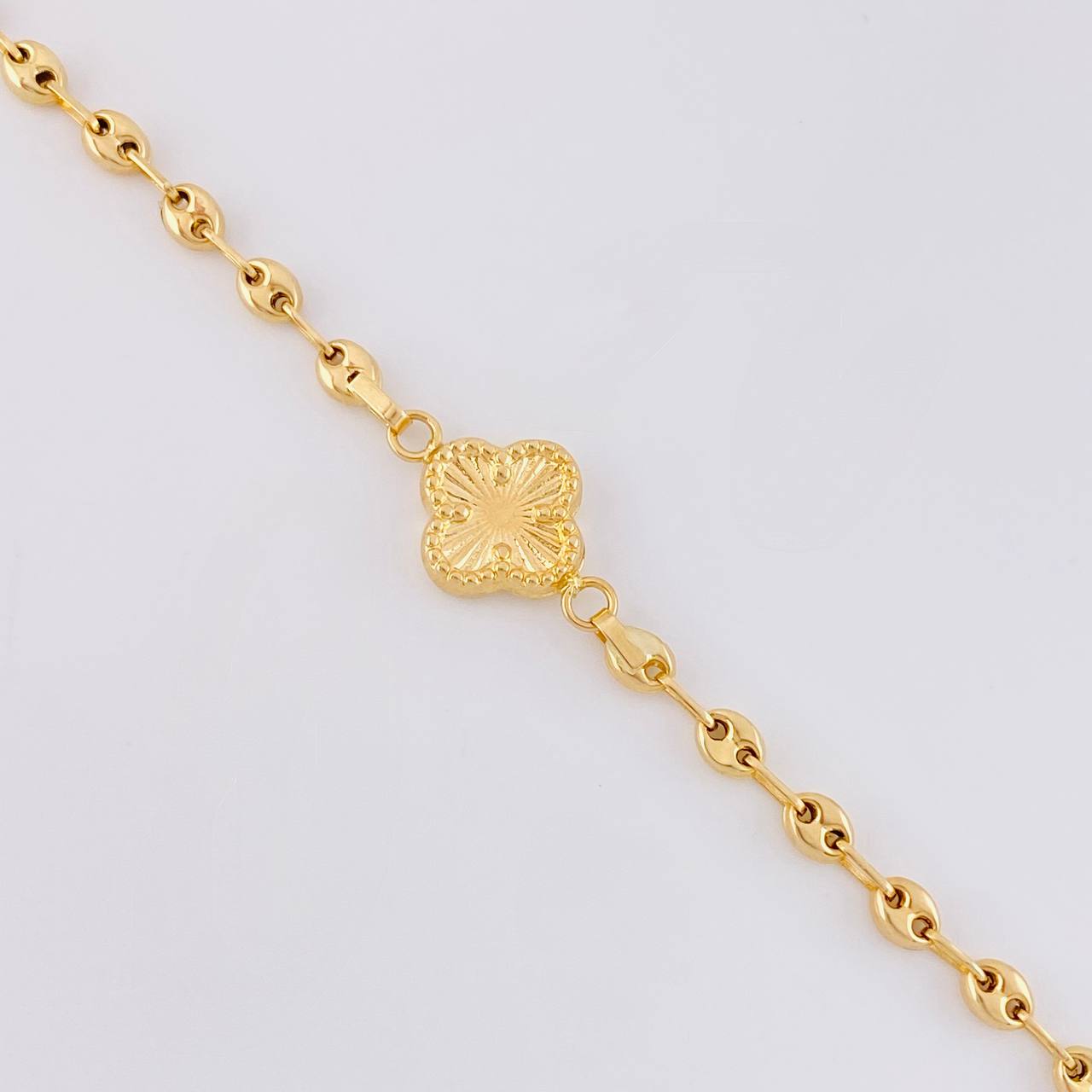Pulso GC Trebol 2.5g / 7 1/2 in / 3.1mm Oro Amarillo 18K