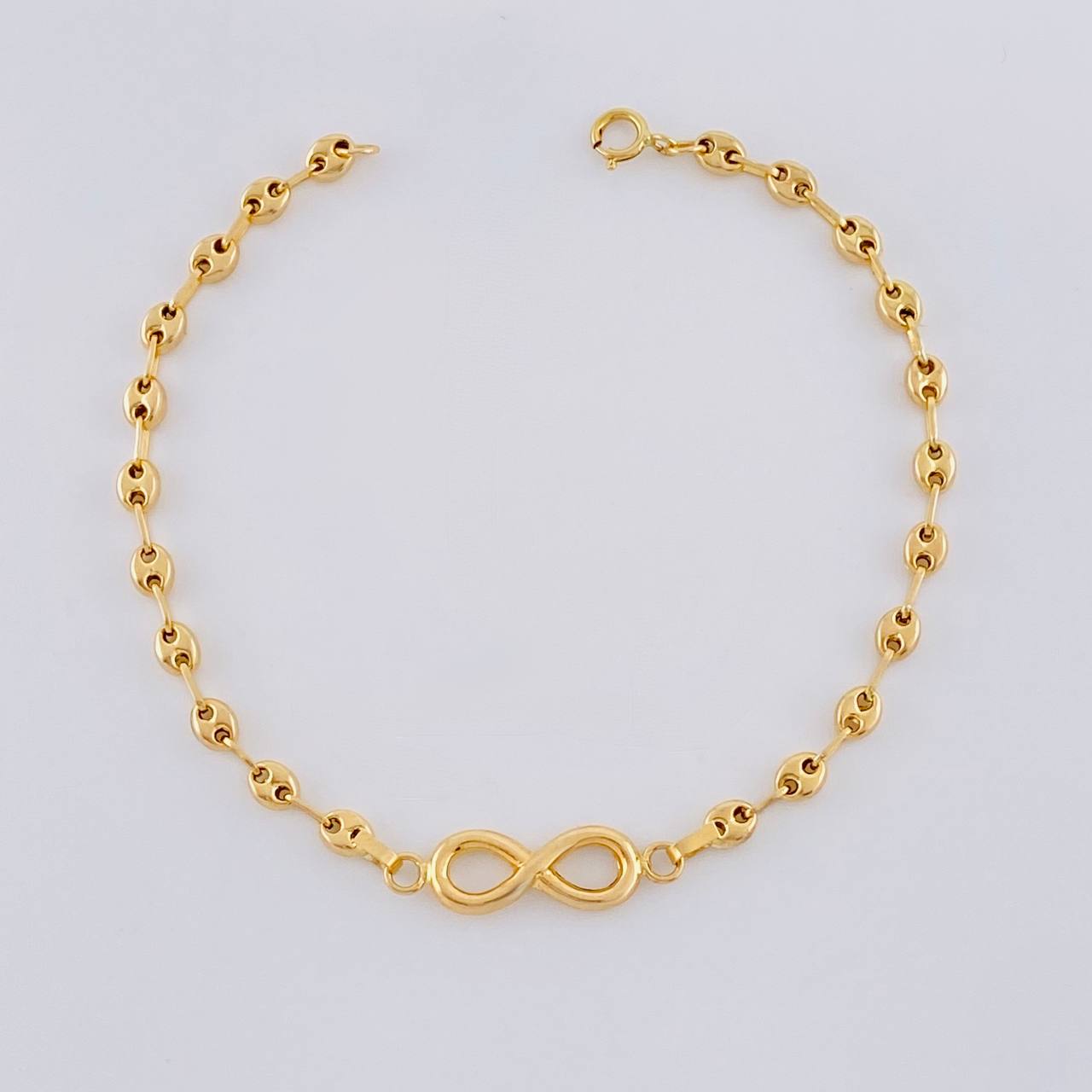 Pulso GC Infinito 2.2g / 6 3/4 in / 3.1mm Oro Amarillo 18K