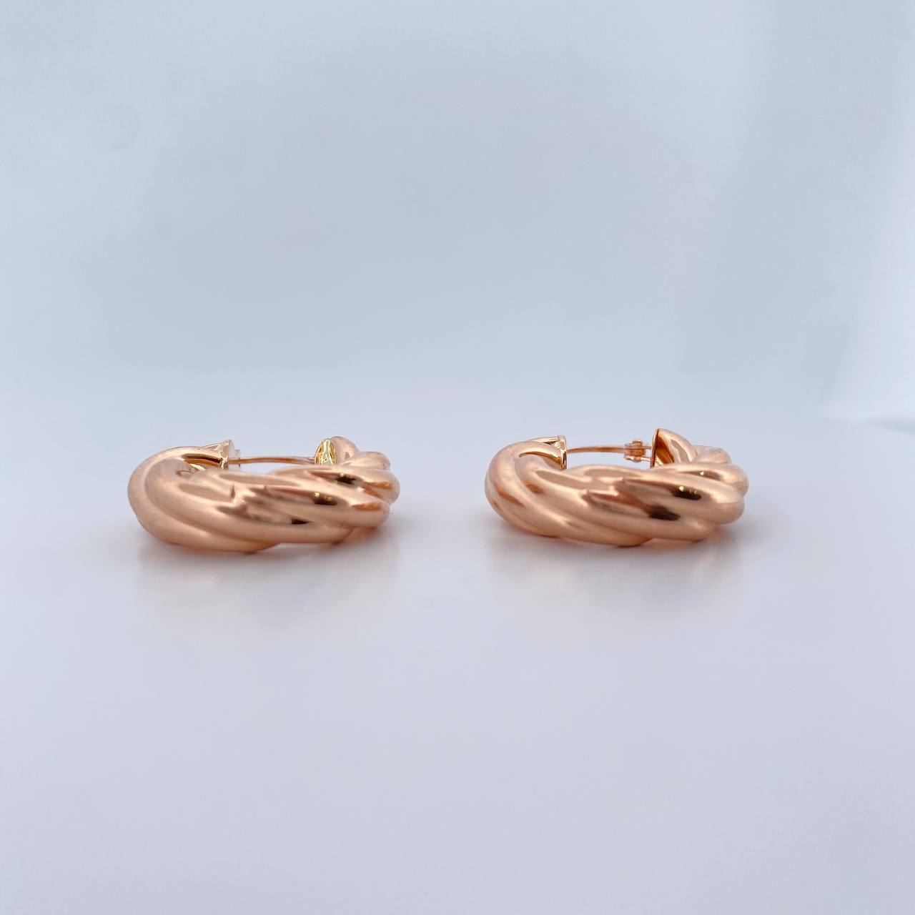 Candongas Mati 4.45gr / 2.5cm / Oro Rosa 18K $