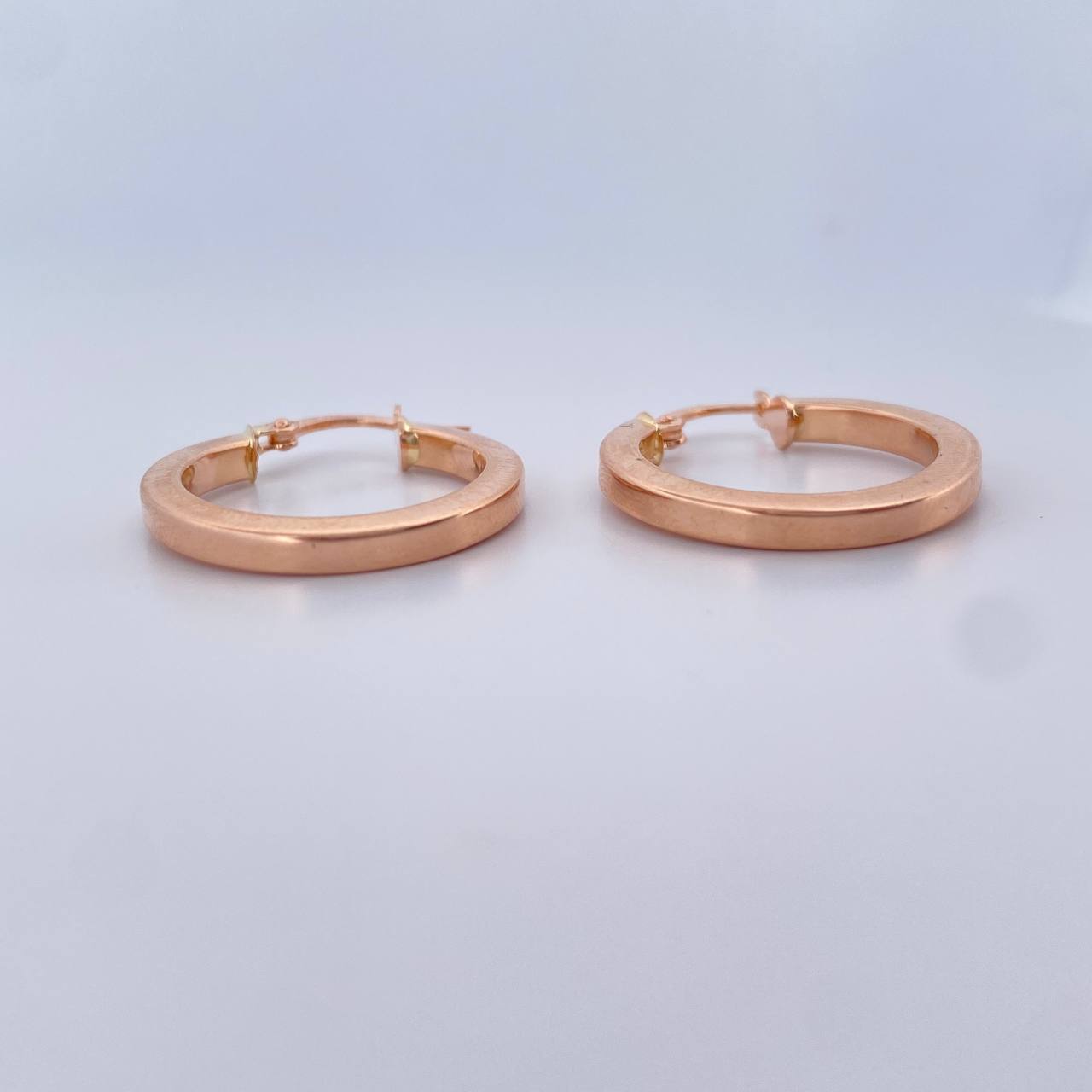 Candongas Diani 2.35gr / 2.4cm / Oro Rosa 18K $