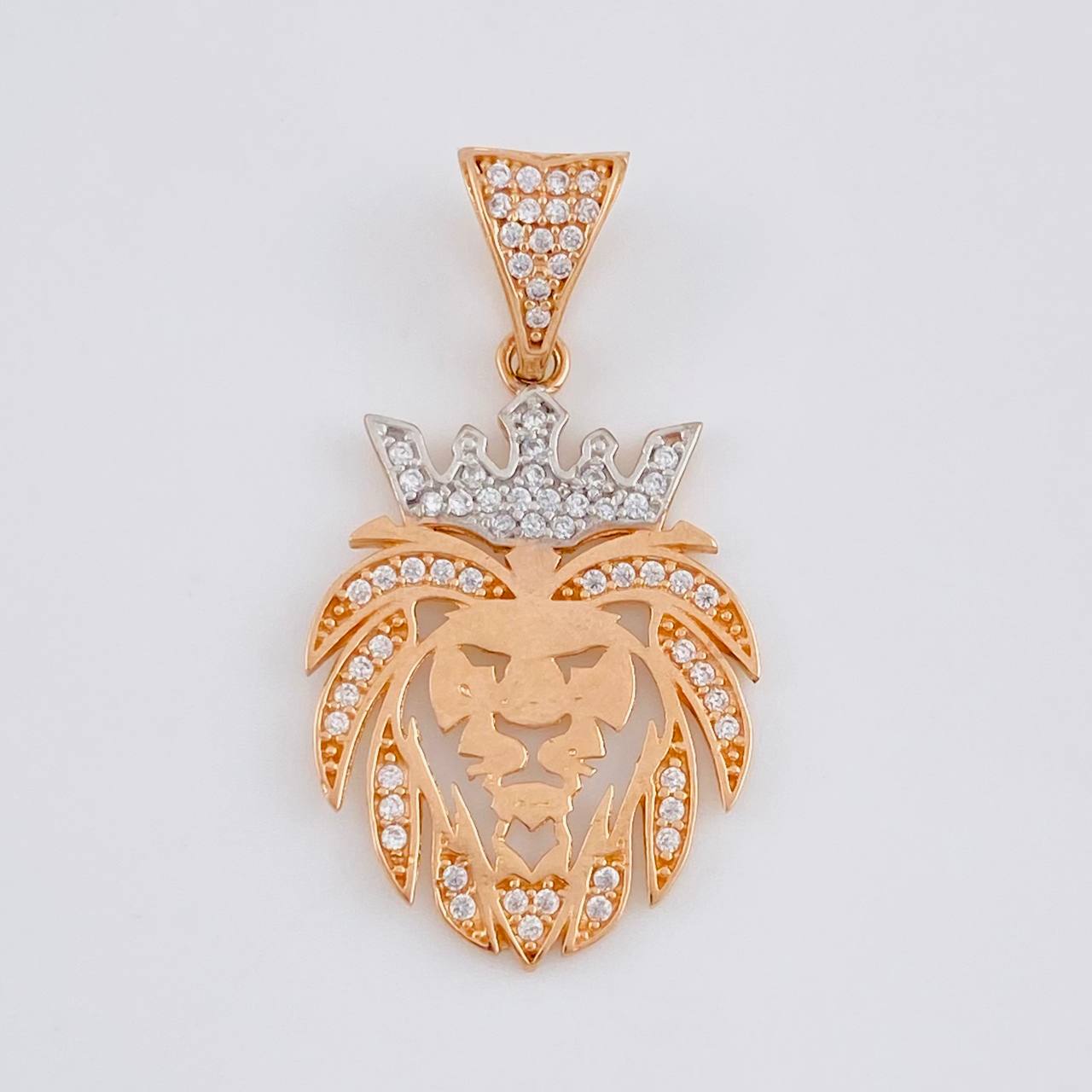 Dije León 3 g / 1 1/4 in Dos Oros Blanco Rosa 18K