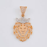Dije León 3 g / 1 1/4 in Dos Oros Blanco Rosa 18K