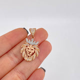 Dije León 3 g / 1 1/4 in Dos Oros Blanco Rosa 18K