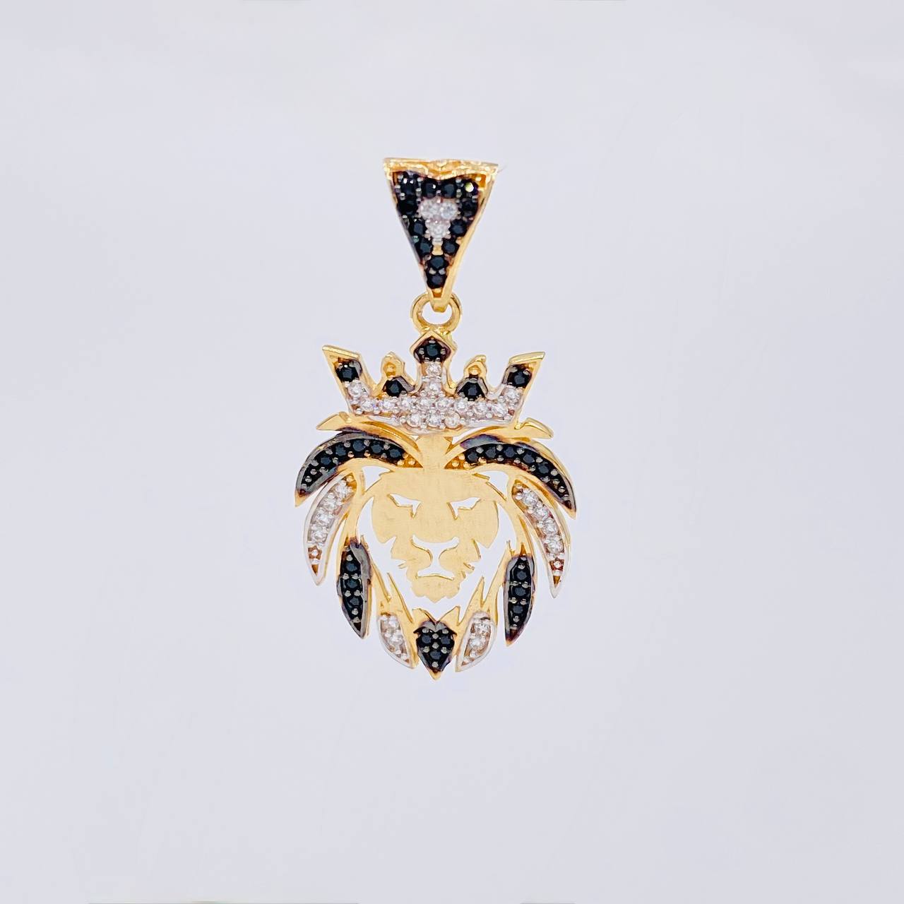 Pendant Lion 3.1 g / 1 1/4 in Two Yellow White Gold 18K
