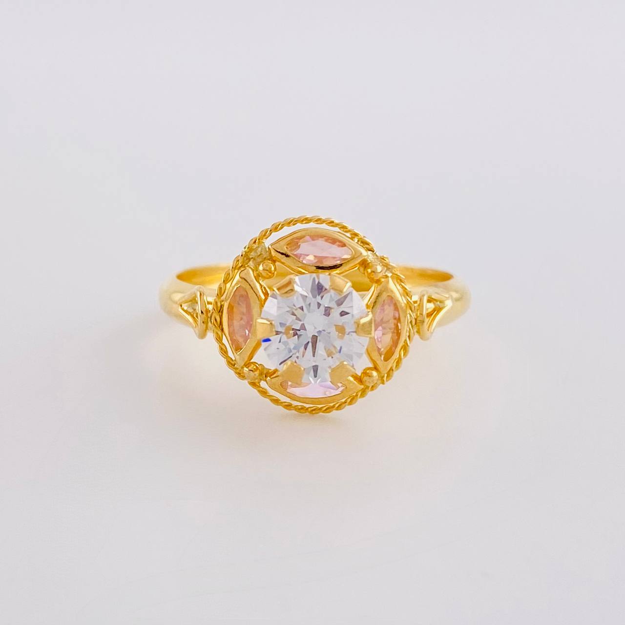 Anillo Solitario Aura Vintage 1.9 g / T6 3/4 Oro Amarillo 18K