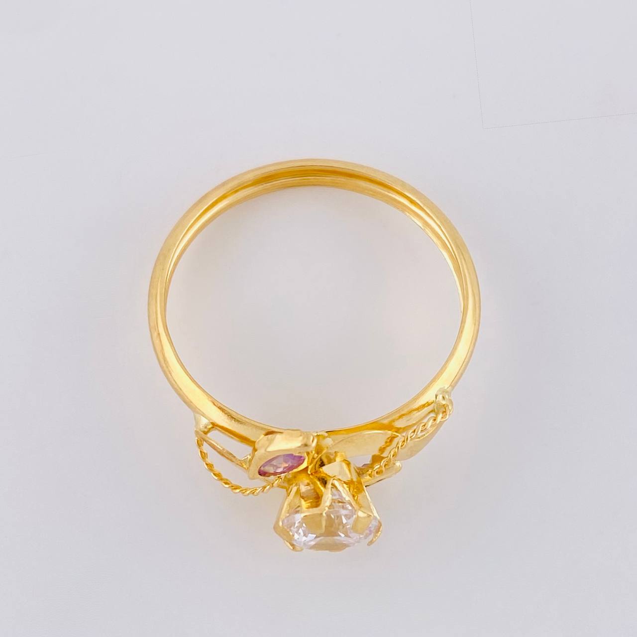 Anillo Solitario Flor De Cristal 1.7 g / T9 Oro Amarillo 18K