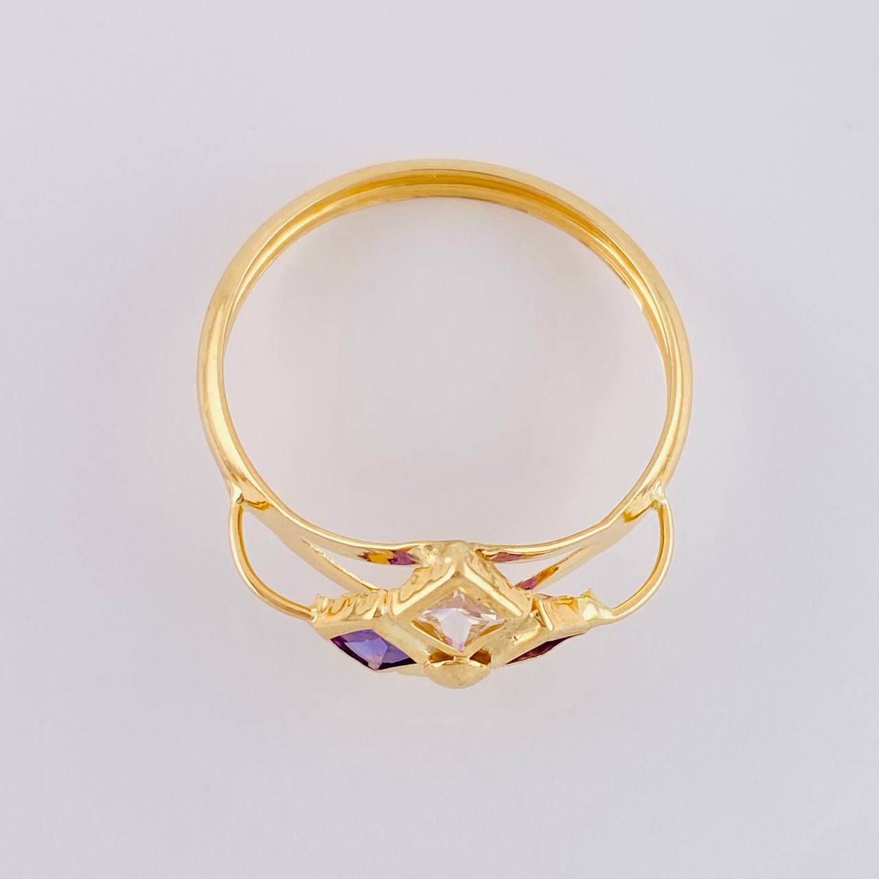 Anillo Rombo Imperial 1.75 g / T9 Oro Amarillo 18K
