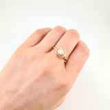 Aura Vintage Solitaire Ring 2 g / T9 Yellow Gold 18K
