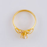 Crystal Flower Solitaire Ring 1.6 g / T7 18K Yellow Gold