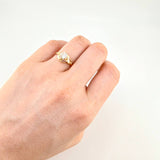 Crystal Flower Solitaire Ring 1.6 g / T7 18K Yellow Gold